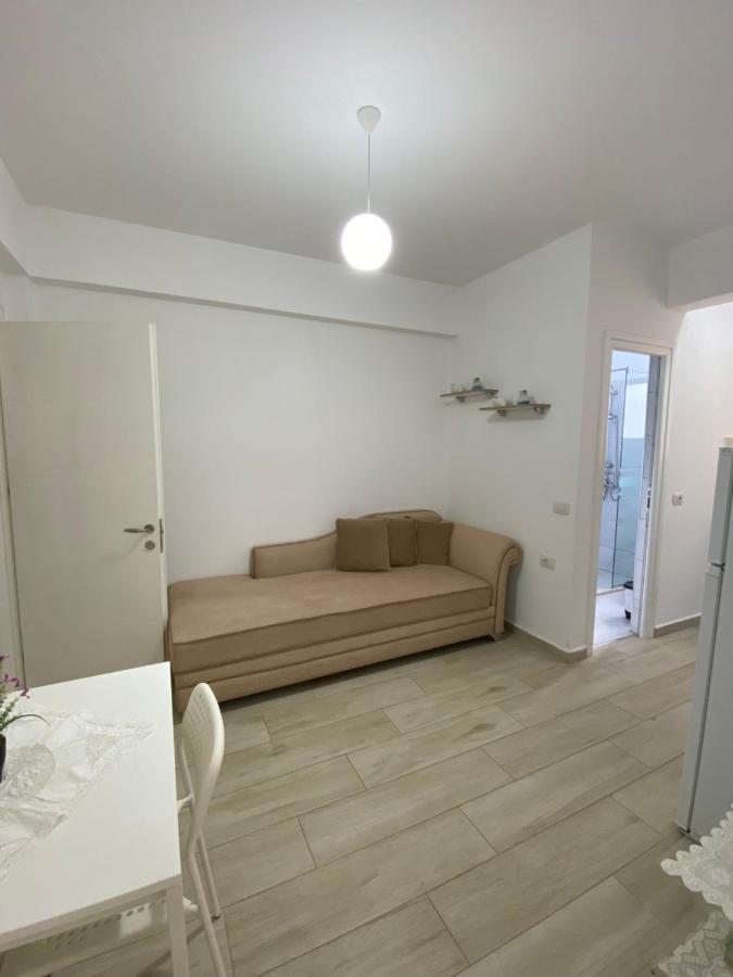 Hotel Andrea Саранде Екстериор снимка