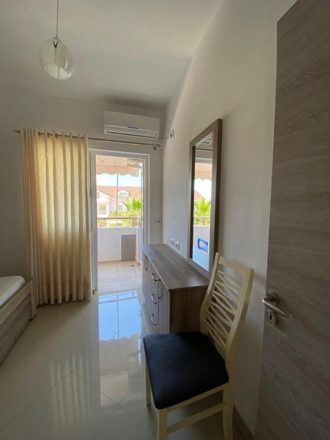 Hotel Andrea Саранде Екстериор снимка