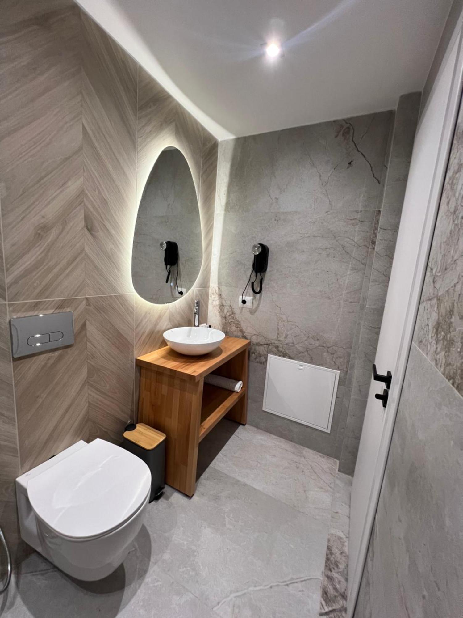 Hotel Andrea Саранде Екстериор снимка