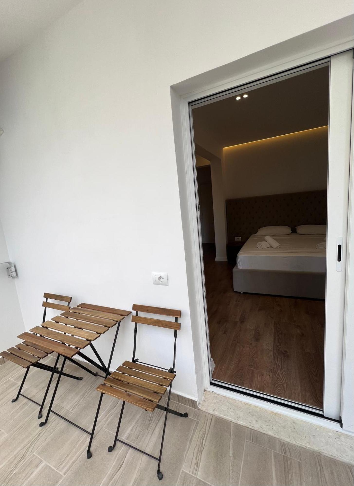 Hotel Andrea Саранде Екстериор снимка